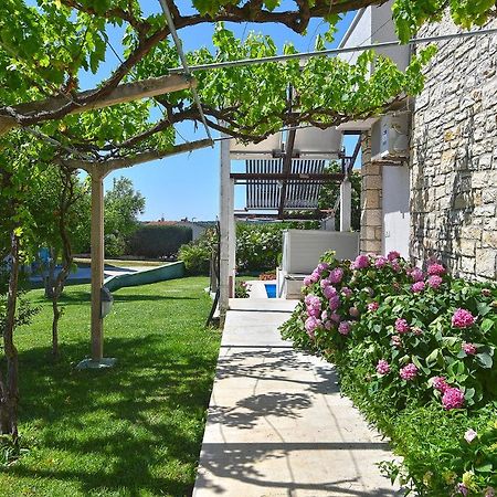 מדולין Double Room With Pool 2261 מראה חיצוני תמונה