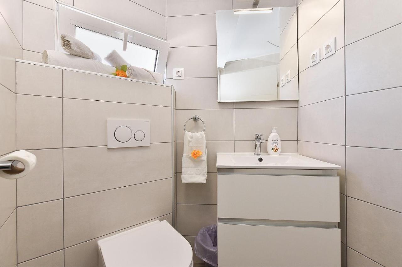 מדולין Double Room With Pool 2261 מראה חיצוני תמונה