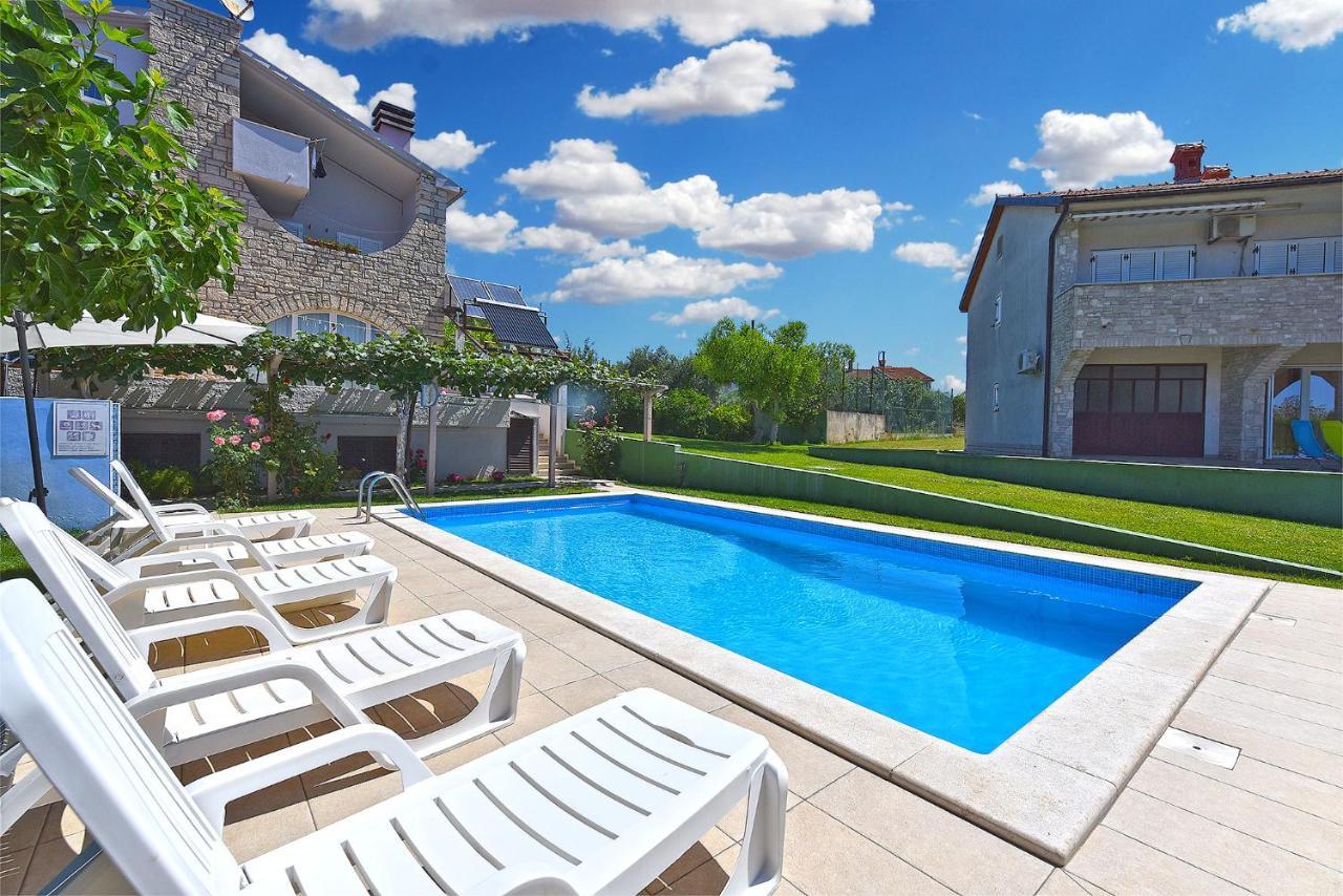 מדולין Double Room With Pool 2261 מראה חיצוני תמונה