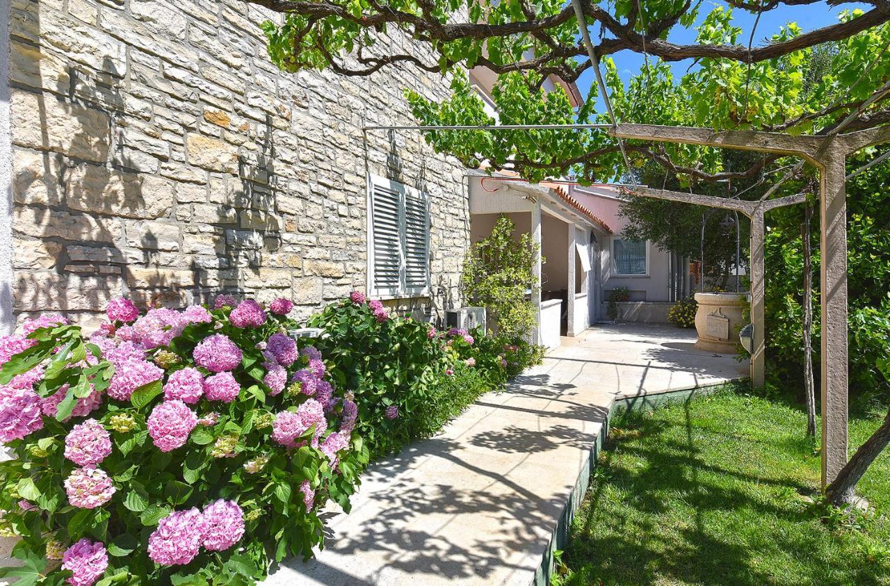 מדולין Double Room With Pool 2261 מראה חיצוני תמונה